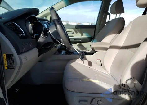 2016 Kia Sedona Lx z USA, uszkodzony, nr VIN KNDMB5C12G6143326